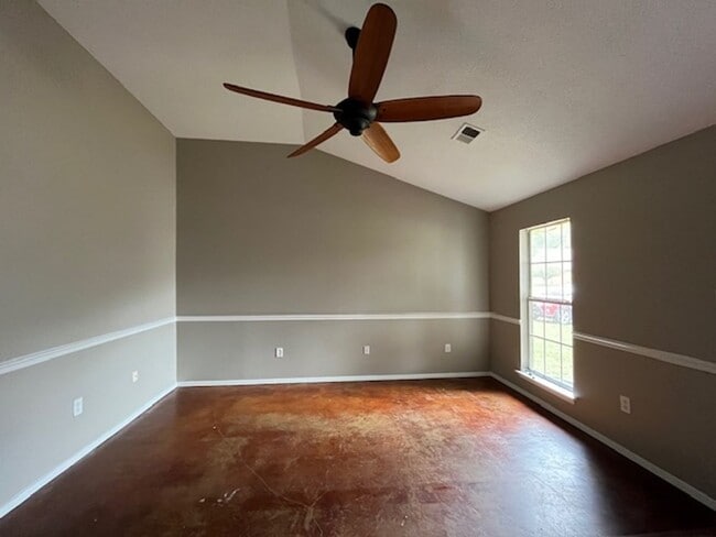 Photo - Renovated 2 Bedroom 2 Bath Home For Rent!!