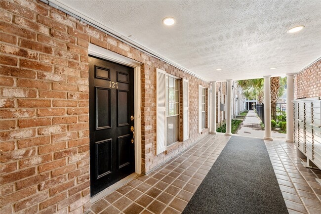 Photo - 359 N Post Oak Ln Unidad 127