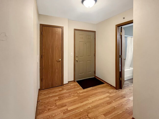 Photo - 1524 W Sand Bar Ct Unit 2C