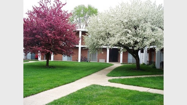 Photo - Urban Eq-140 East Lake