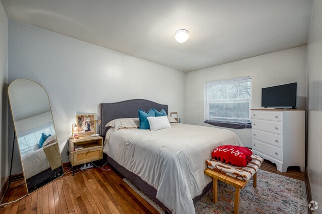 2 habitaciones, 1 baño - 1000 pies cuadrados - Dormitorio principal