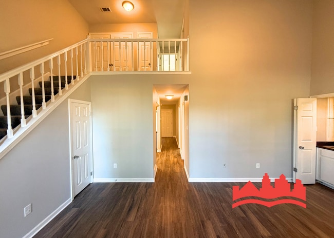 Photo - 3708 Deer Crossing