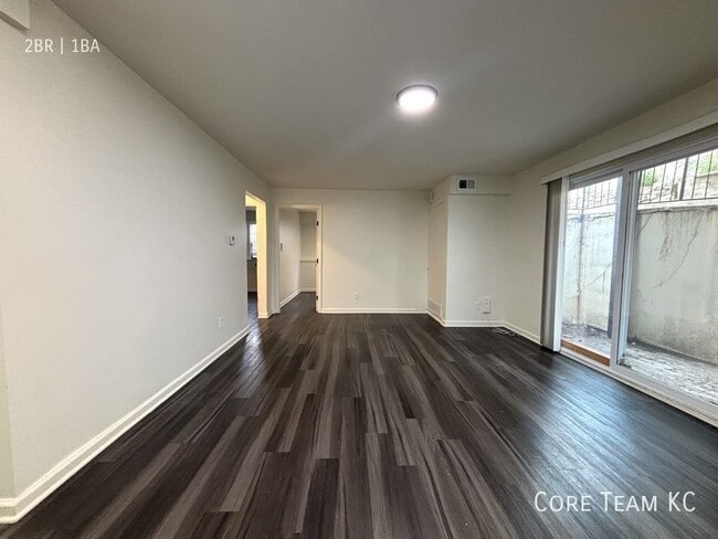 Photo - 4903 Walnut St Unit 4903-02