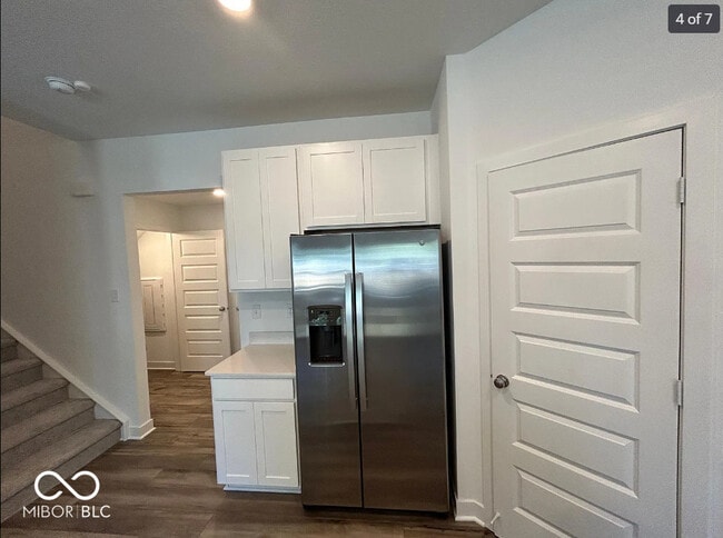 Photo - 7179 Governors Row