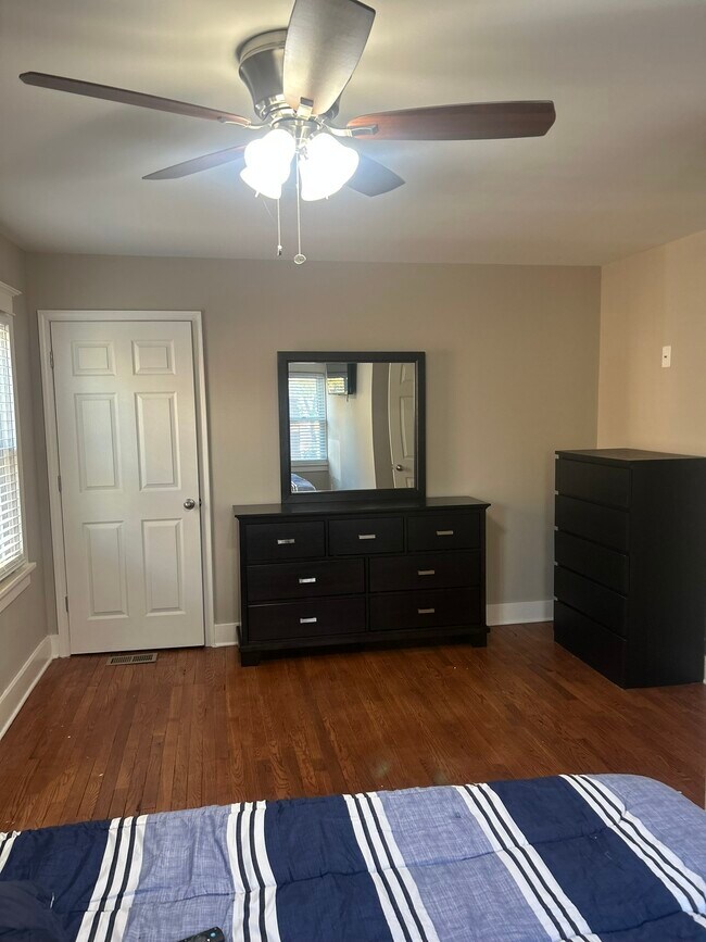 Photo - 6726 Chamberlain Ave