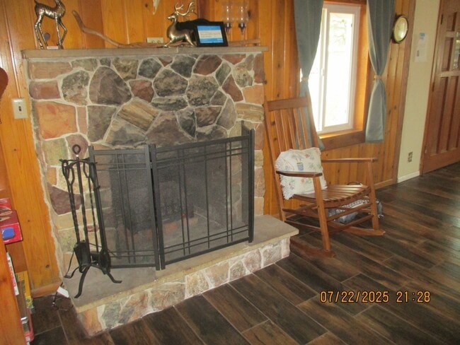 Photo - 330 S Woodland Rd