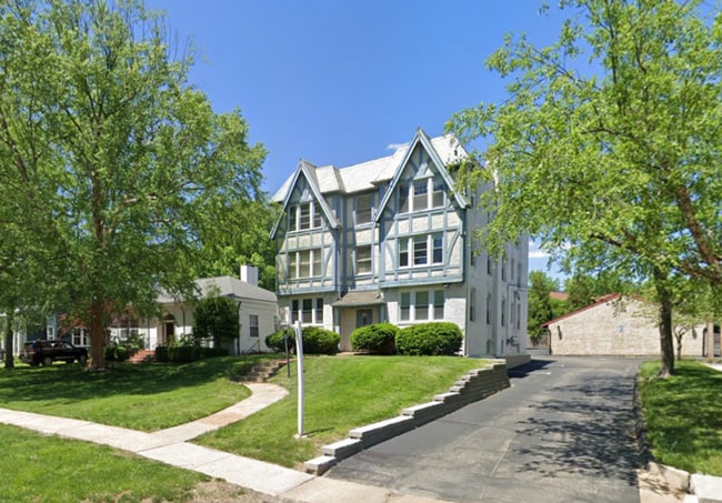 Building Photo - 125 W Bodley Ave Unit 3W Rental