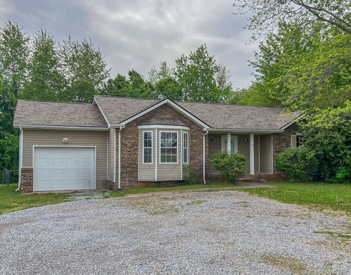 Photo - 3816 Trenton Rd House