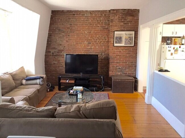 Photo - 25 E Concord St Unit 4