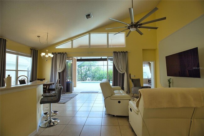 Photo - 175 Braemar Ave