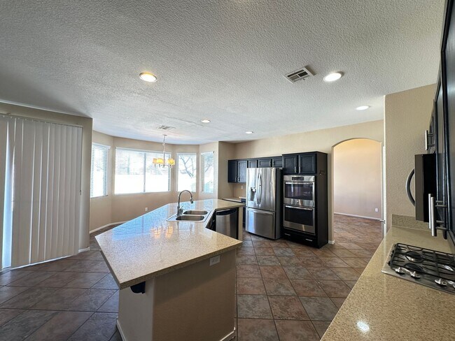 Photo - Discovery Hills