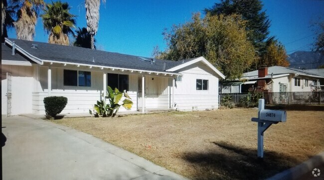 Building Photo - 34874 Cedar Ave Rental