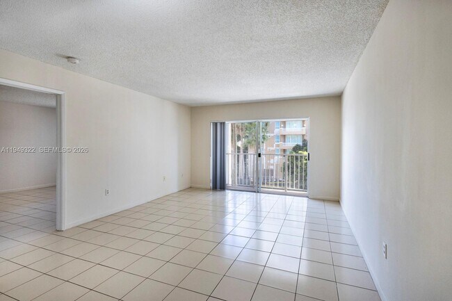 Photo - 2660 SW 37th Ave Unit 308