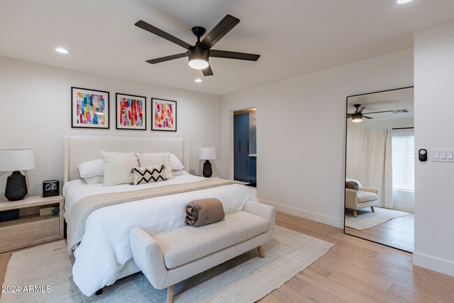 Photo - 6001 E Larkspur Dr