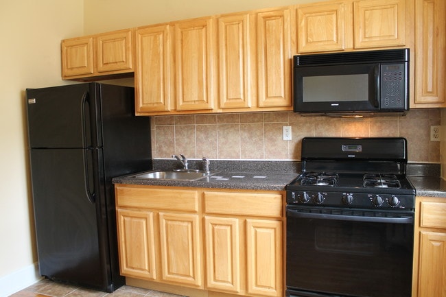 Photo - 45-47 Newkirk St