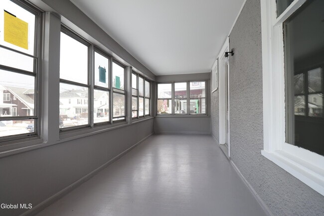 Photo - 442 Plymouth Ave