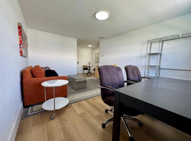 Photo - 299 SW 7th St Unit 207