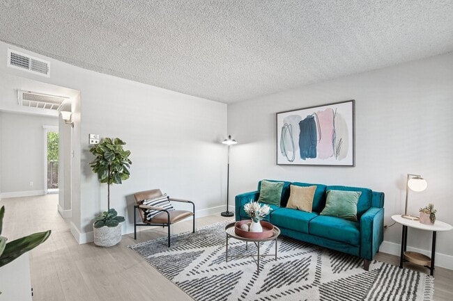 Photo - Ardella on 28th