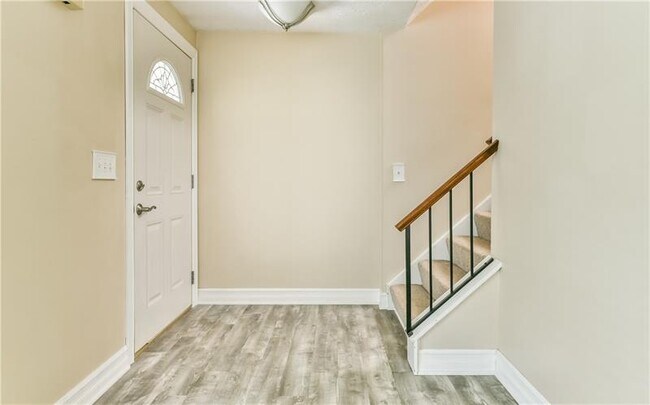 Photo - 4413 Laurel Oak Dr