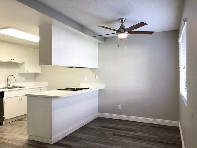 Photo - Vista Pacific Apartments