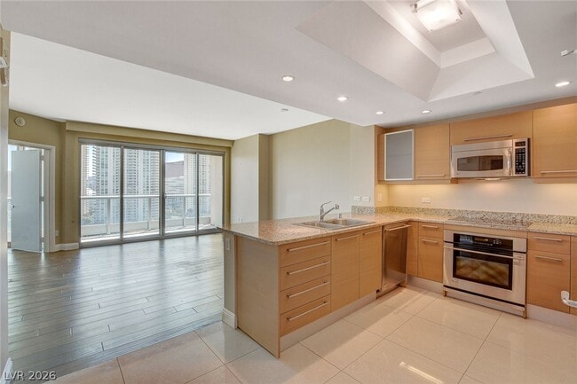 Building Photo - 222 E Karen Ave Unit 1705