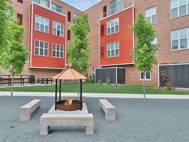 Longfellow Lofts
