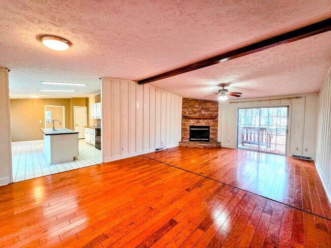 Photo - 3 Bedroom Mobile Home in Williamston