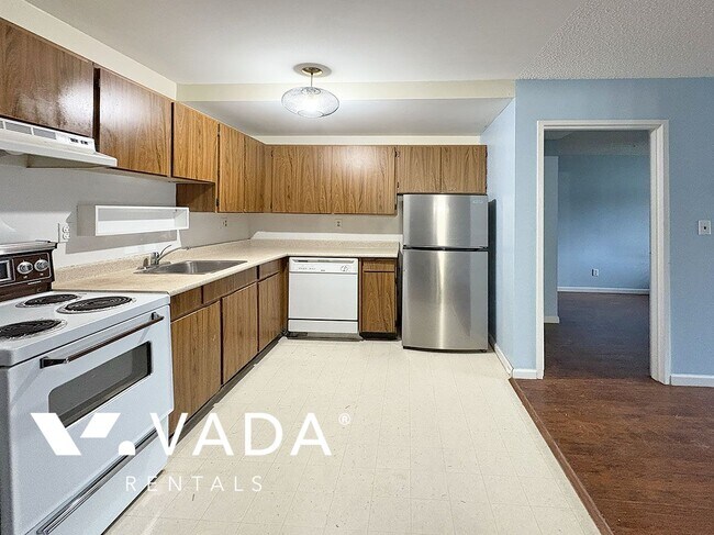 Photo - Creekside Manor 2 Bedroom Apartment Rental... Unit 106