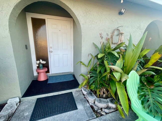 Building Photo - 1252 SE 8th St Unit 1252