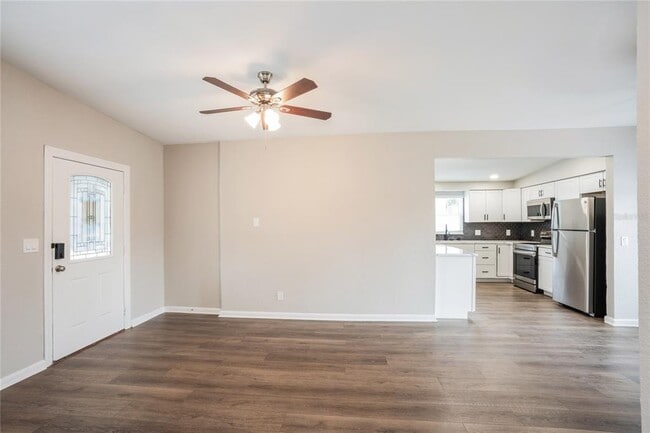 Photo - 8716 78th Pl