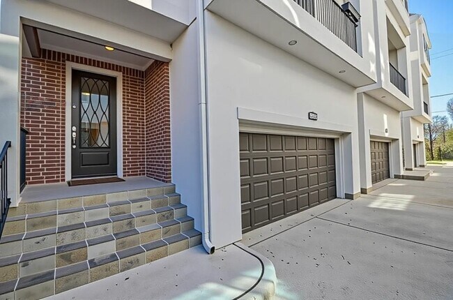 Photo - 1536 Dian St