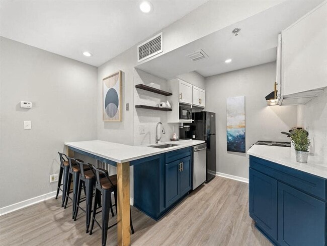 Photo - 505 Collection