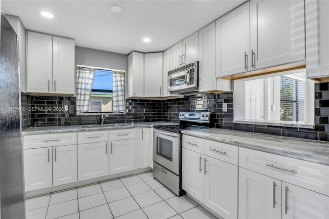 Photo - 1820 NW 35th Terrace