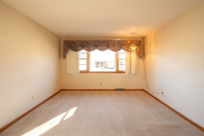 Photo - Charming 3 bedroom 1.5 bathroom house in SE Wichita!