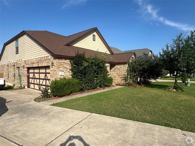 Building Photo - 317 Springbrook Rd Rental