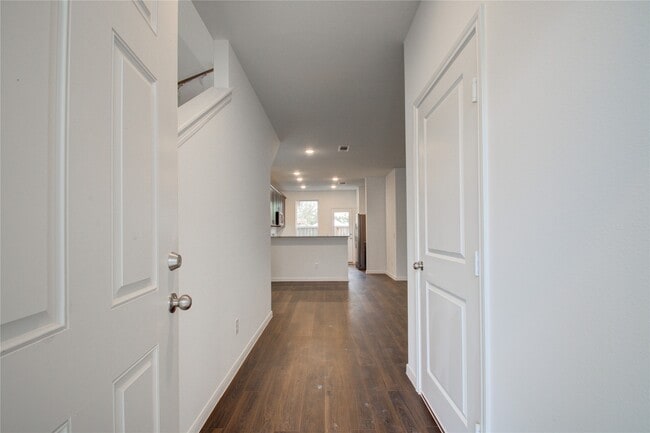 Photo - 10123 Clearwick St