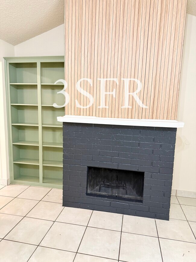 Photo - 709 Long Ct Unit 709