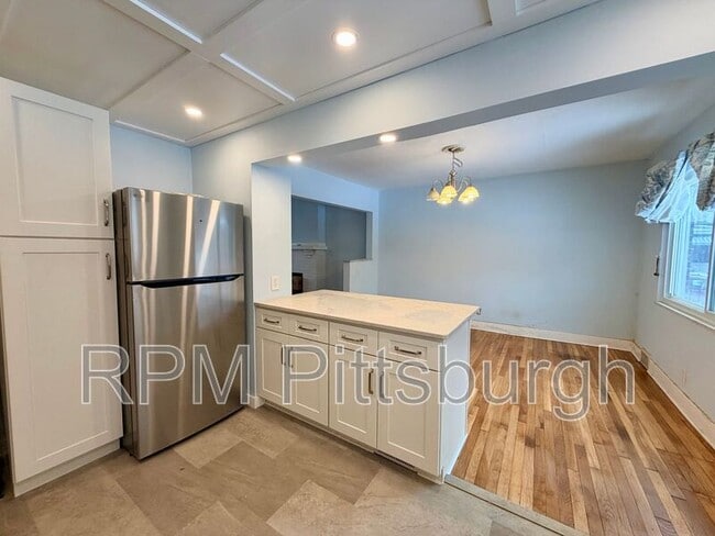 Photo - 1612 Oak Grove St