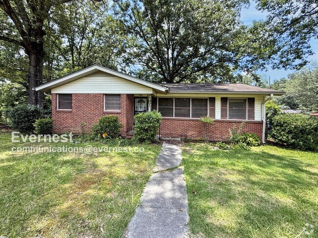Building Photo - 304 Westwood Dr Rental