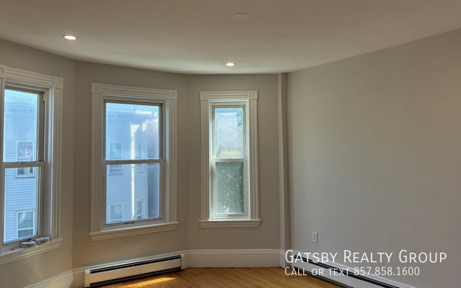 Photo - 22 Howell St Unit 3R