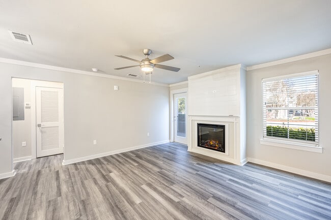 Eagles Landing Luxury Apartment Homes