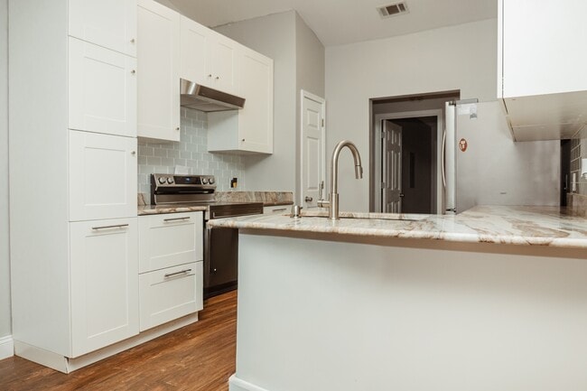 Photo - 2813 Atoka Trail