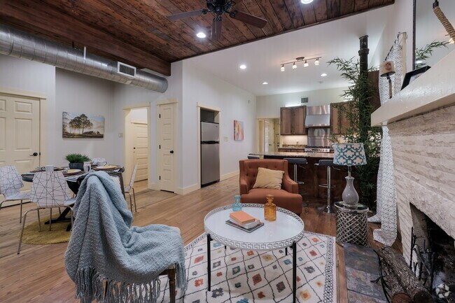 Building Photo - 215 Ira Ave Unit 1 Rental