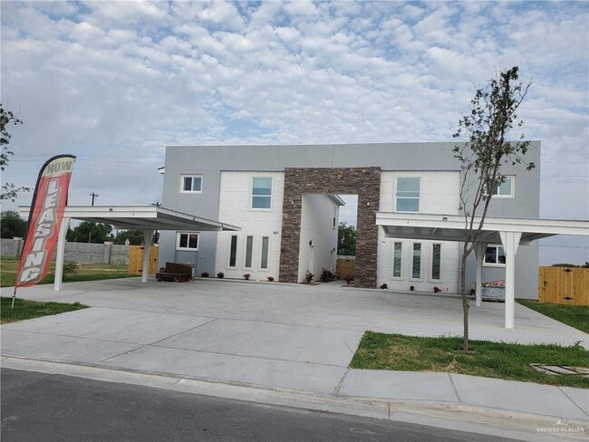 Building Photo - 11 North St Unit 3