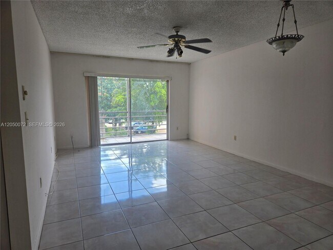 Building Photo - 2800 NW 56th Ave Unit G301