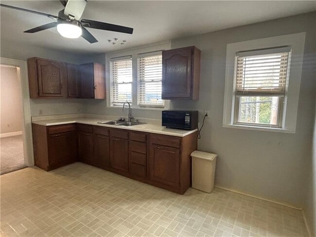 Photo - 2662 Beaver Rd