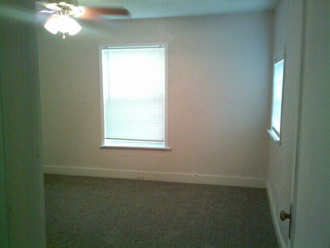 Photo - 1801 NW Bell Ave
