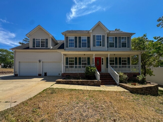 Building Photo - Spacious 4 Bed 2.5 Bath Home in Carolina Lakes