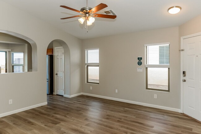 3409 Greenwood Springs Dr