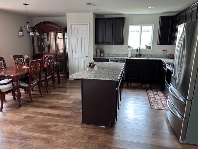 Photo - 1340 Waggoner Dr